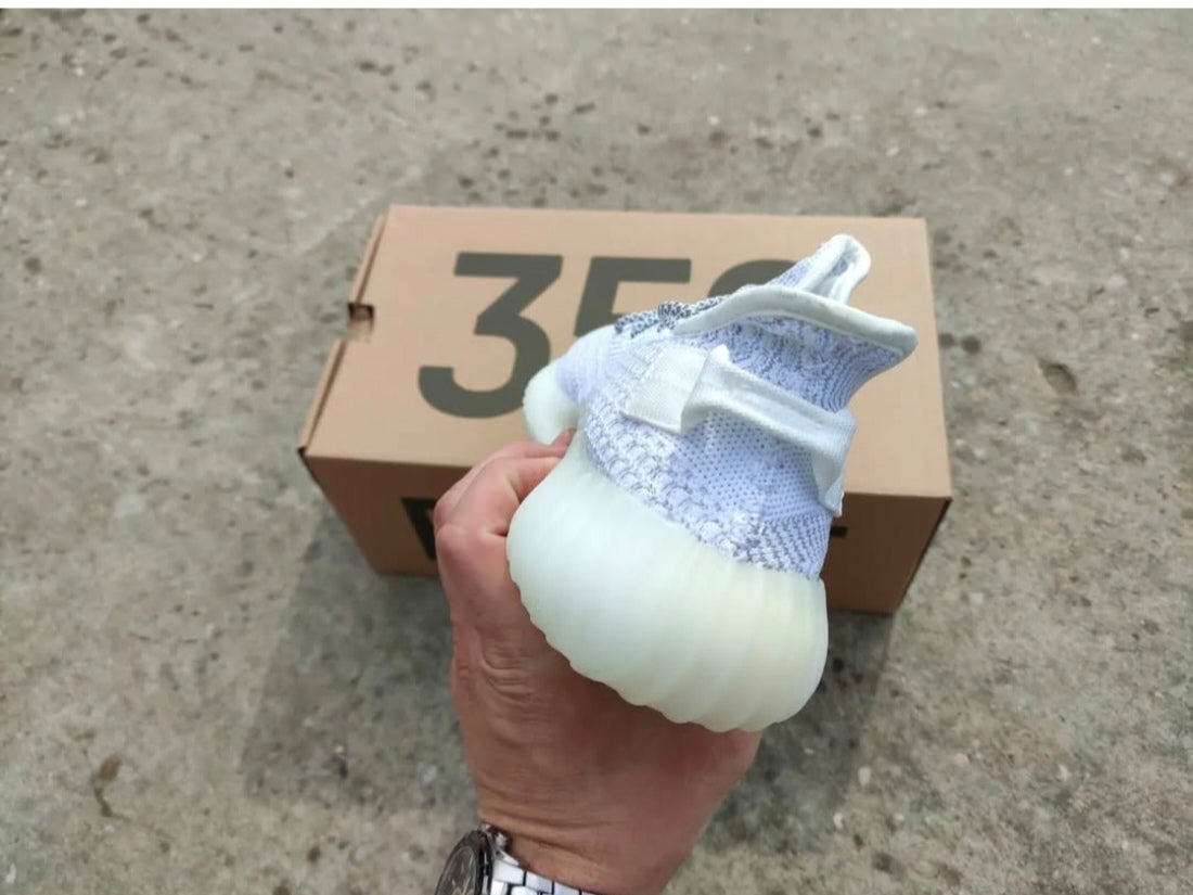 Adidas Yeezy Boost 350 V2