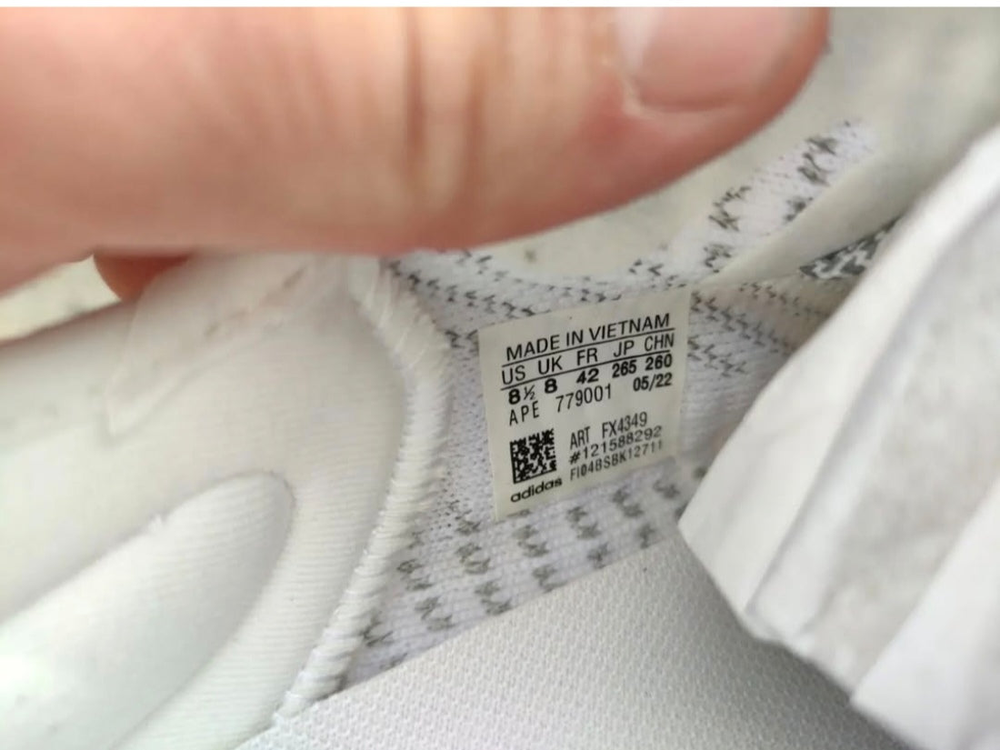 Adidas Yeezy Boost 350 V2