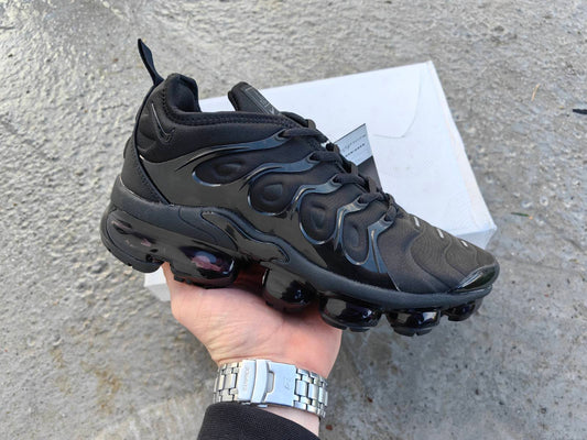 Nike Air Vapormax Plus Triple Black