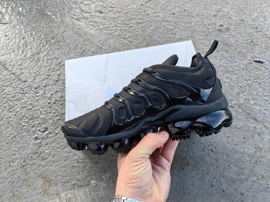 Nike Air Vapormax Plus Triple Black