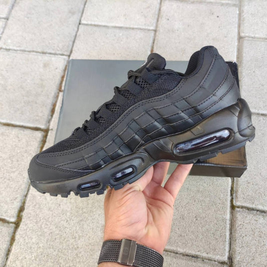 Nike Air Max 95 Essential