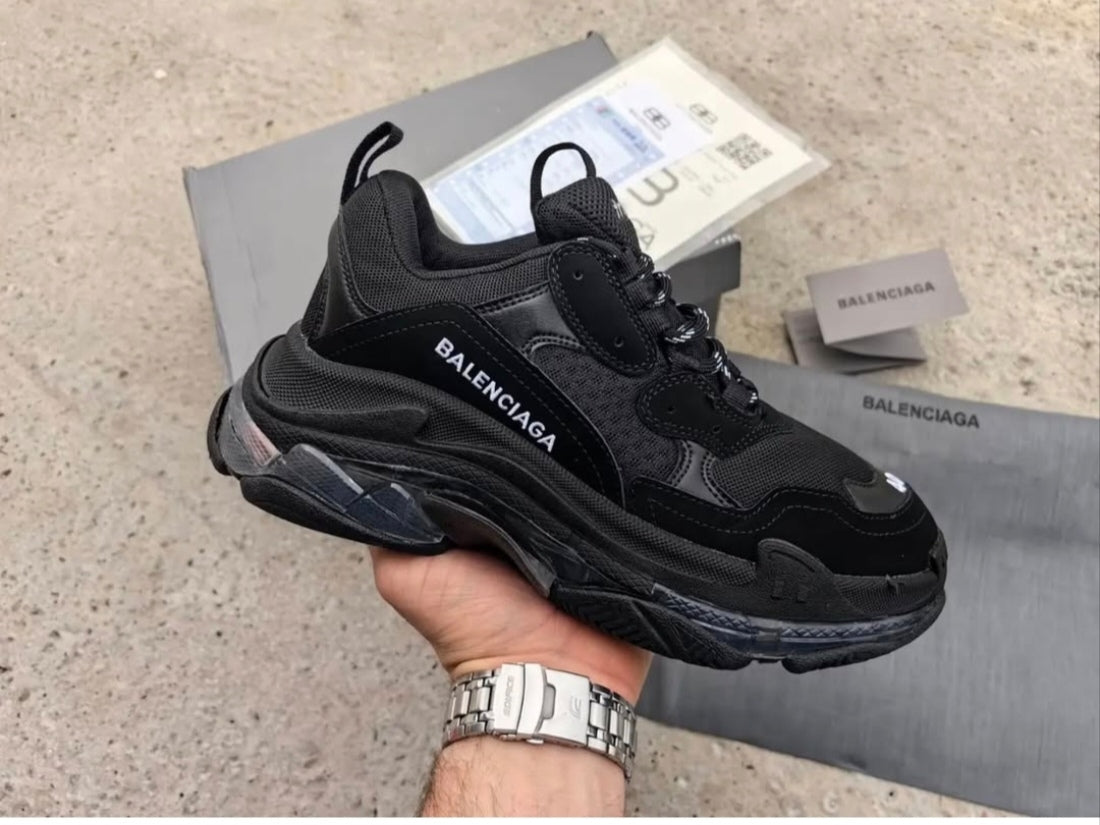 Balenciaga Triple S Black