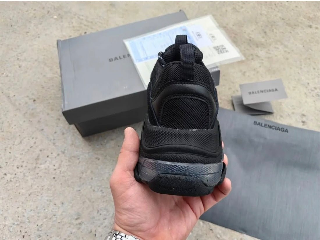 Balenciaga Triple S Black